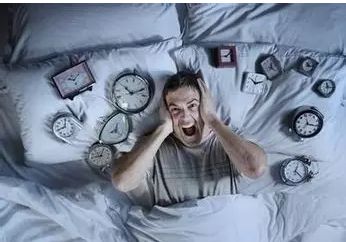 经常失眠可能是这十大坏风水导致的，卧室光线过明或过暗
